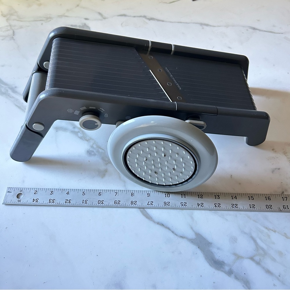 Progressive Multi-Mandoline Plus - Picture 7 of 16